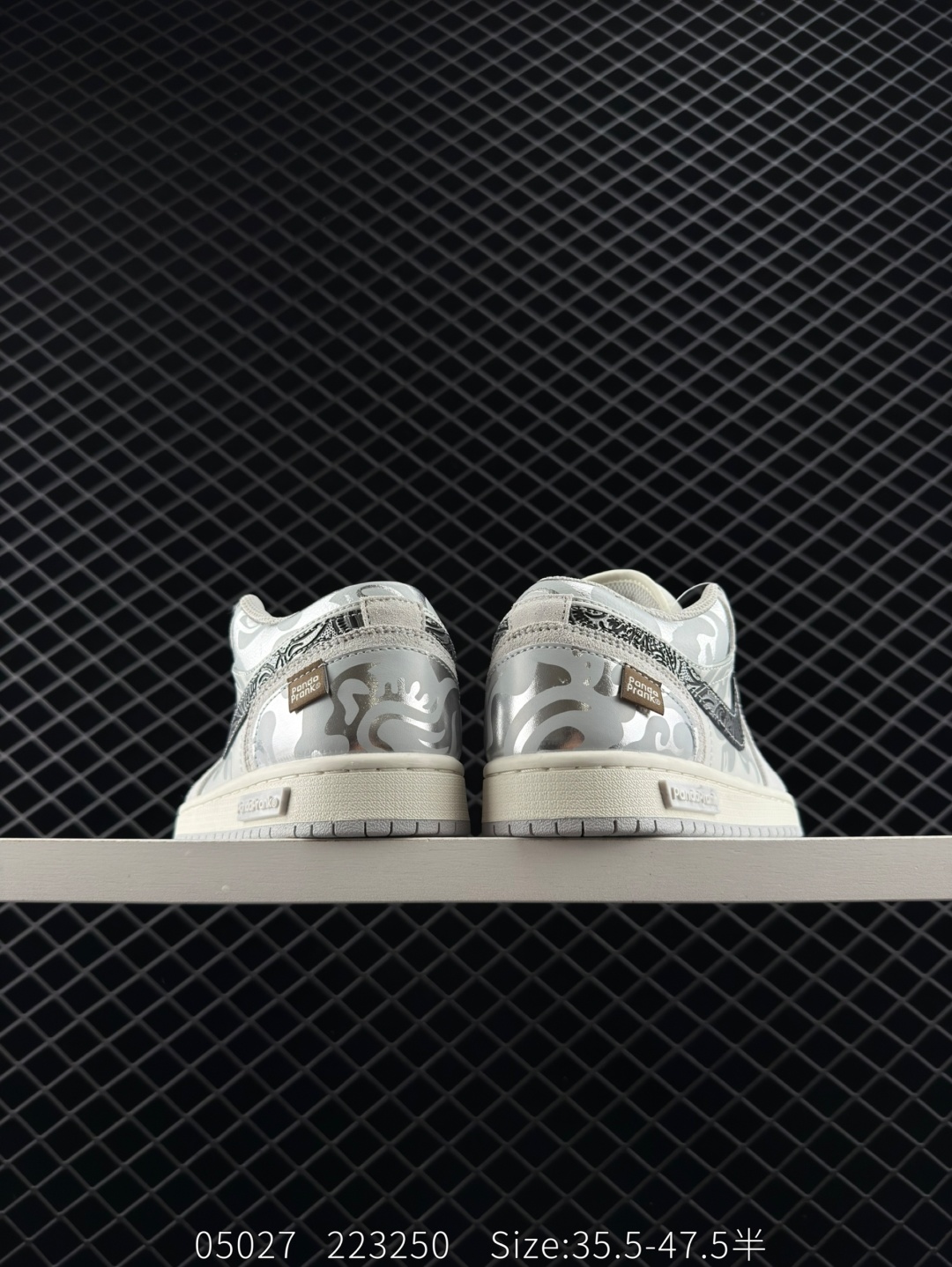 AIR JORDAN 1 LOW SE AIR JORDAN 1 HF1567 200 35.5-47.5 223250 ¥ 250 — AAA Quality Replica