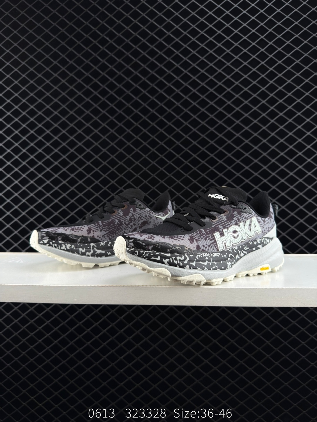 HOKA ONE ONE Speedgoat 6 Black Grey White EU 36-46 Trail Shoe Trail Running Sneakers - Unisex BS-86600