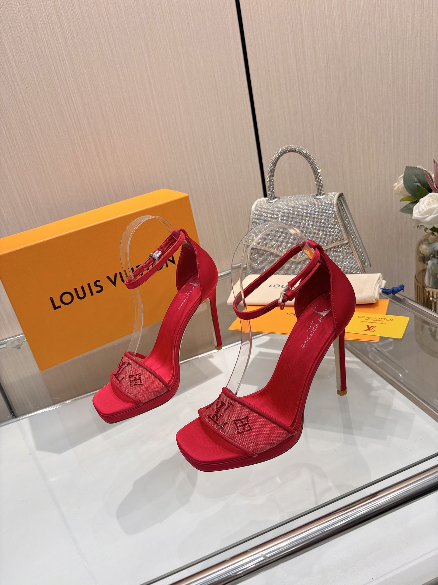 LV women's shoes L’s new spring/summer 2026｜hot-drilled high-heeled sandals are so beautiful — 1:1 Replica For Sale