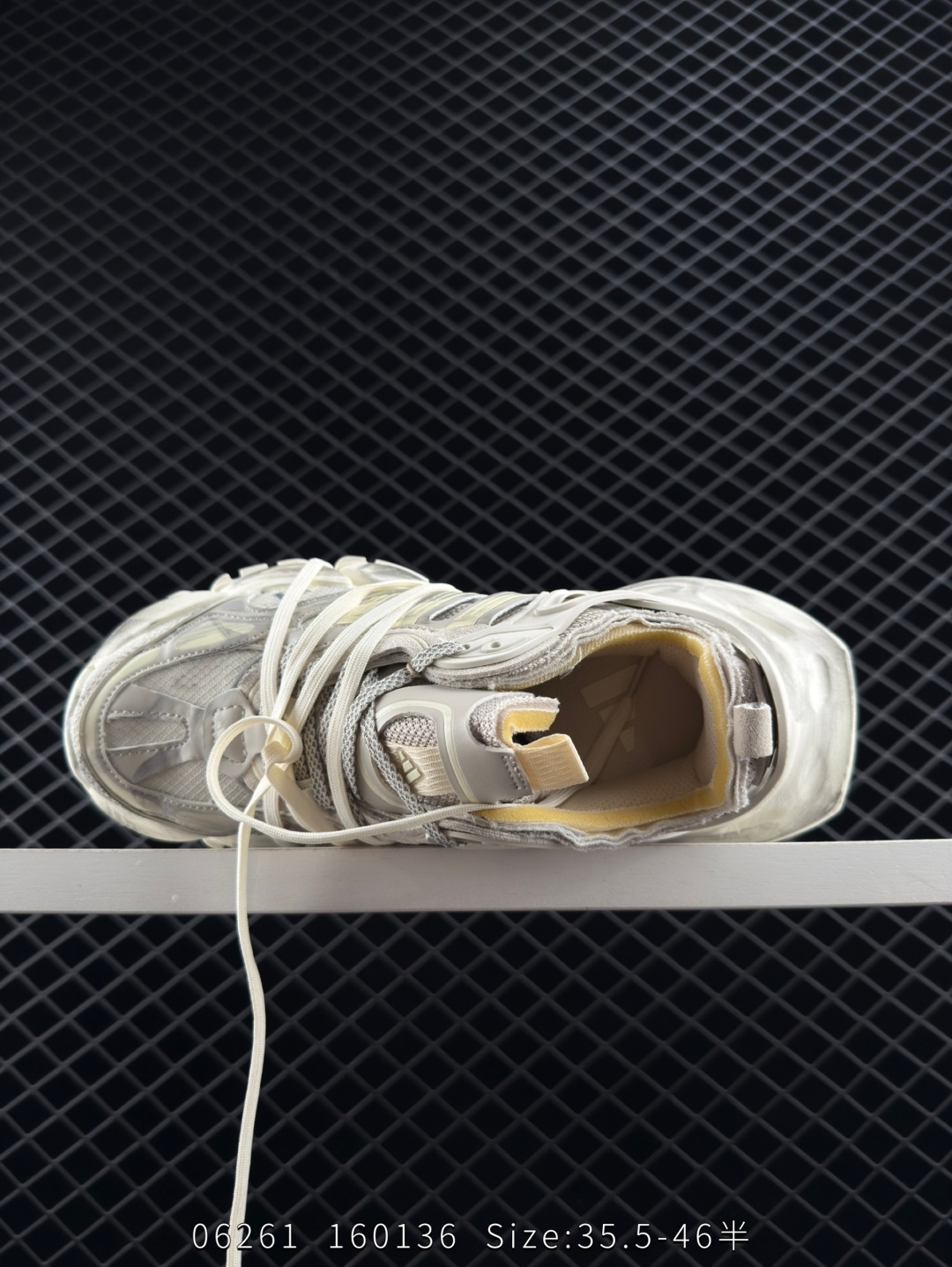 Other 180 Adidas XLG RUNNER DELUXE:JR9632 Size:35.5 — Premium Replica