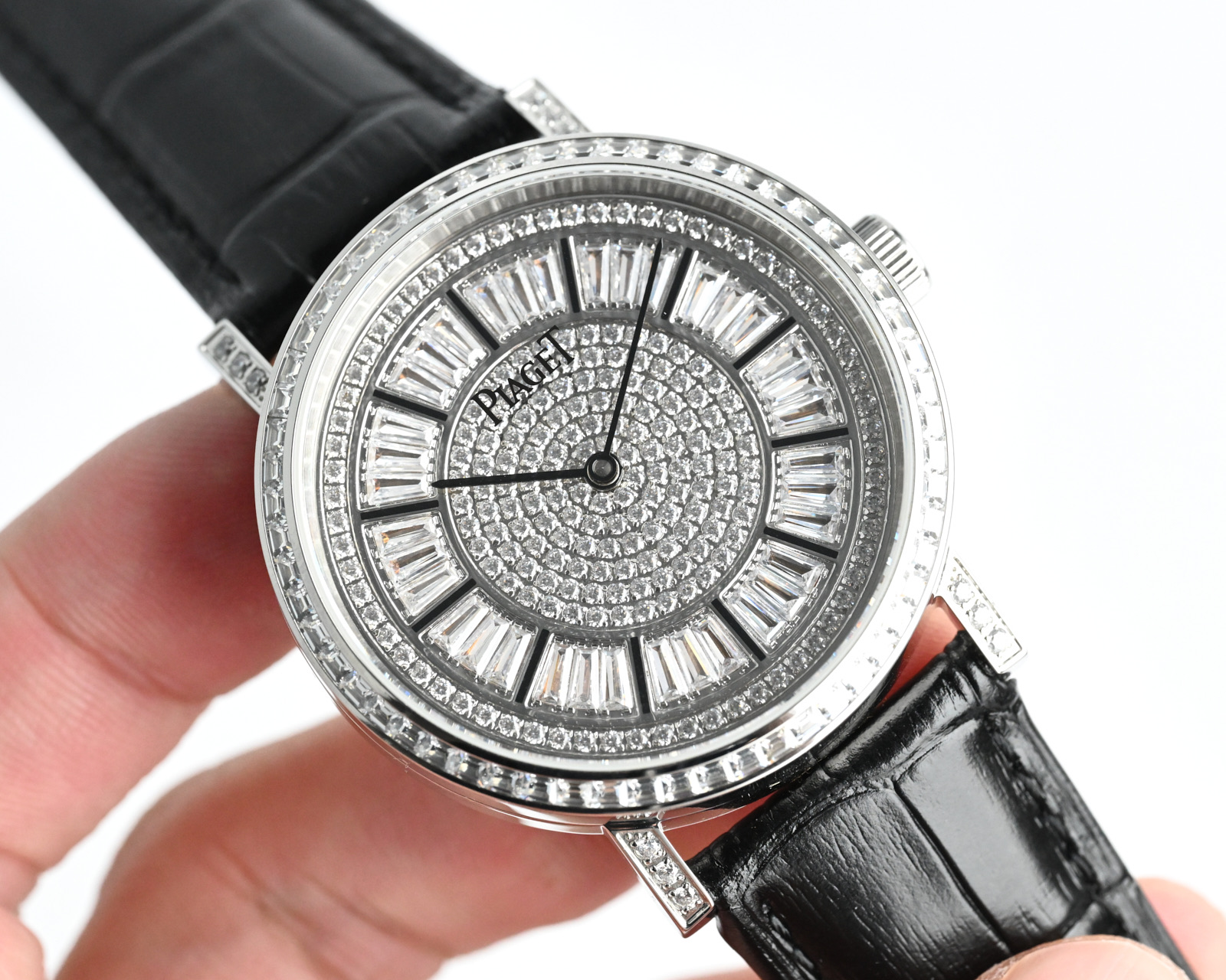 Piaget Watches Plaget Count‘s Fine Jewels 18 K T 41×11 MM — Premium Replica