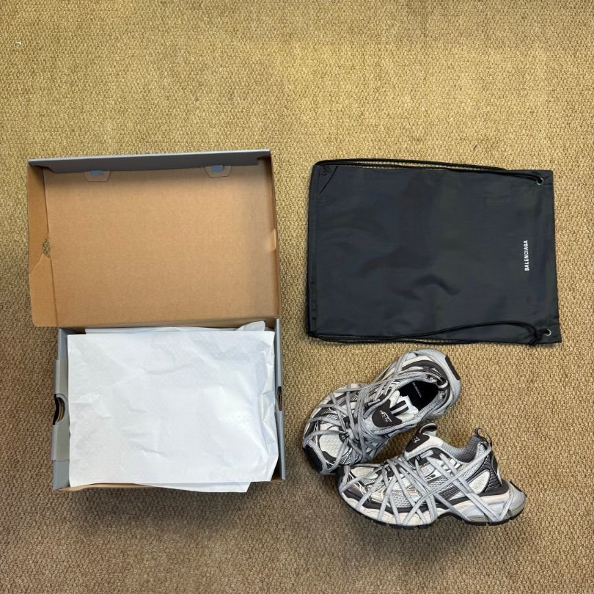 A ‼ ！ ， ！ Balenciaga 3XL ！