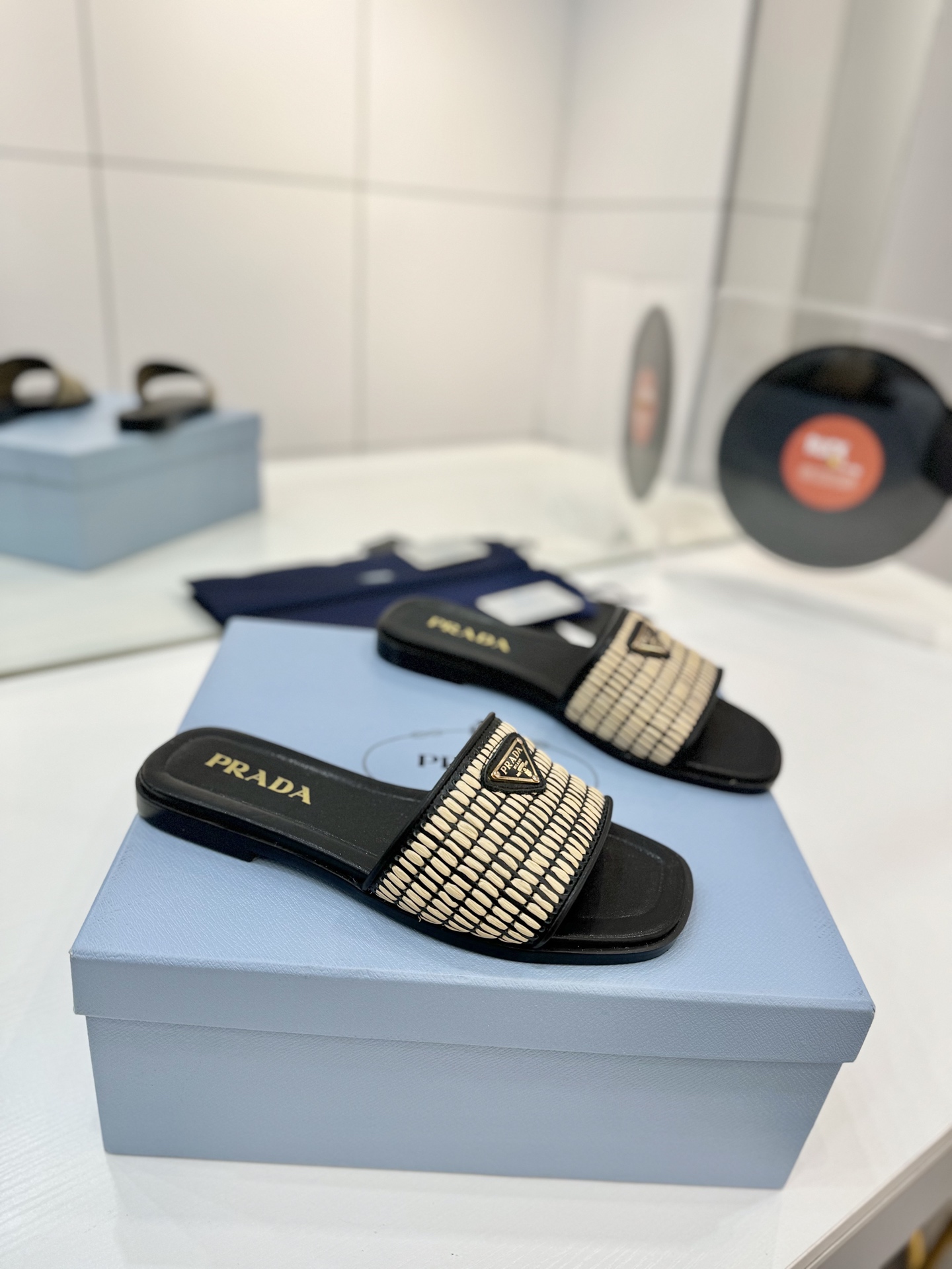 Prada women's shoes Factory price "Prada woven slippers" — 1:1 Replica