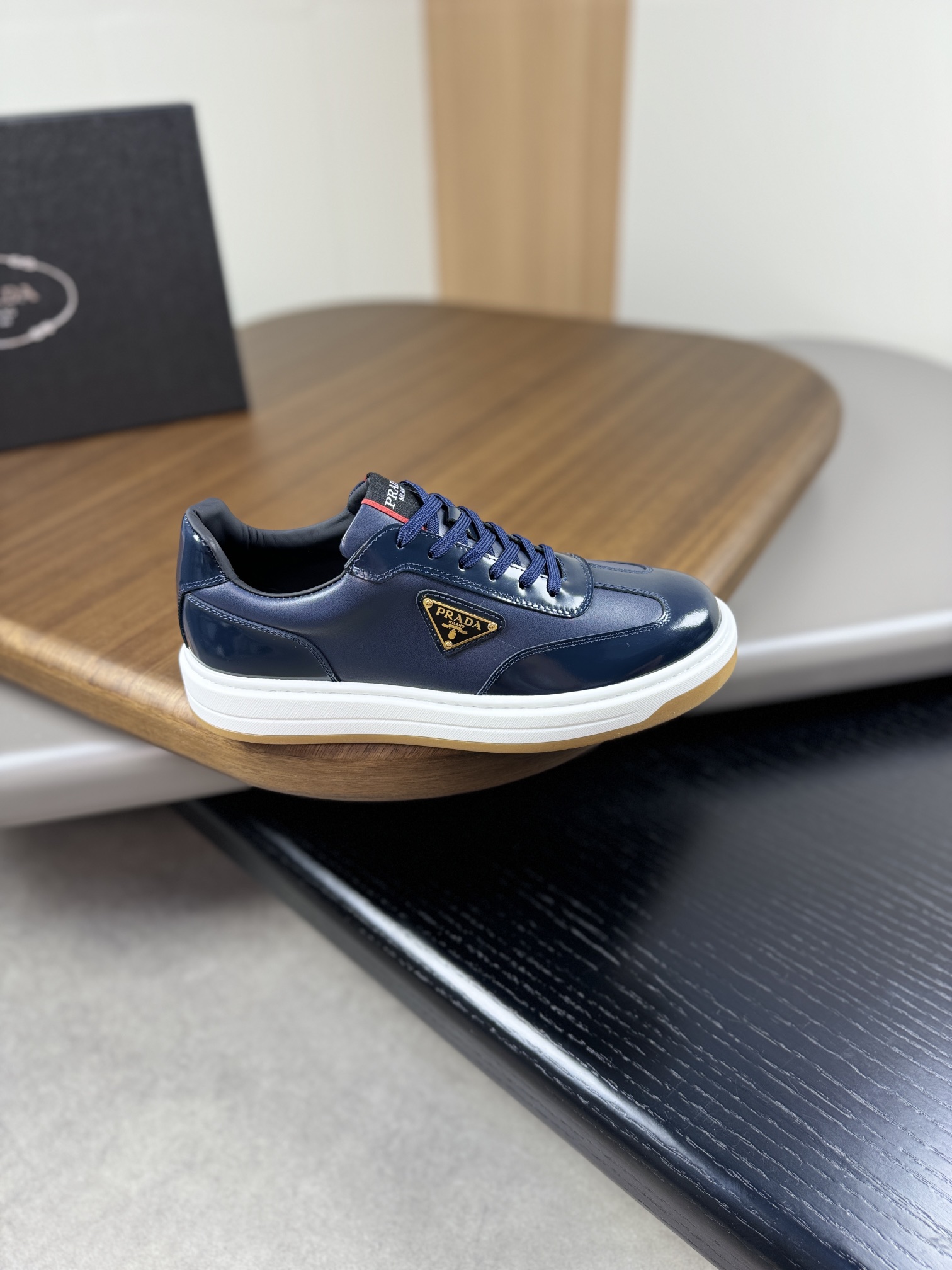 Prada shoe Please contact the homepage for this multi-color detailed picture and real-life video — Premium Replica
