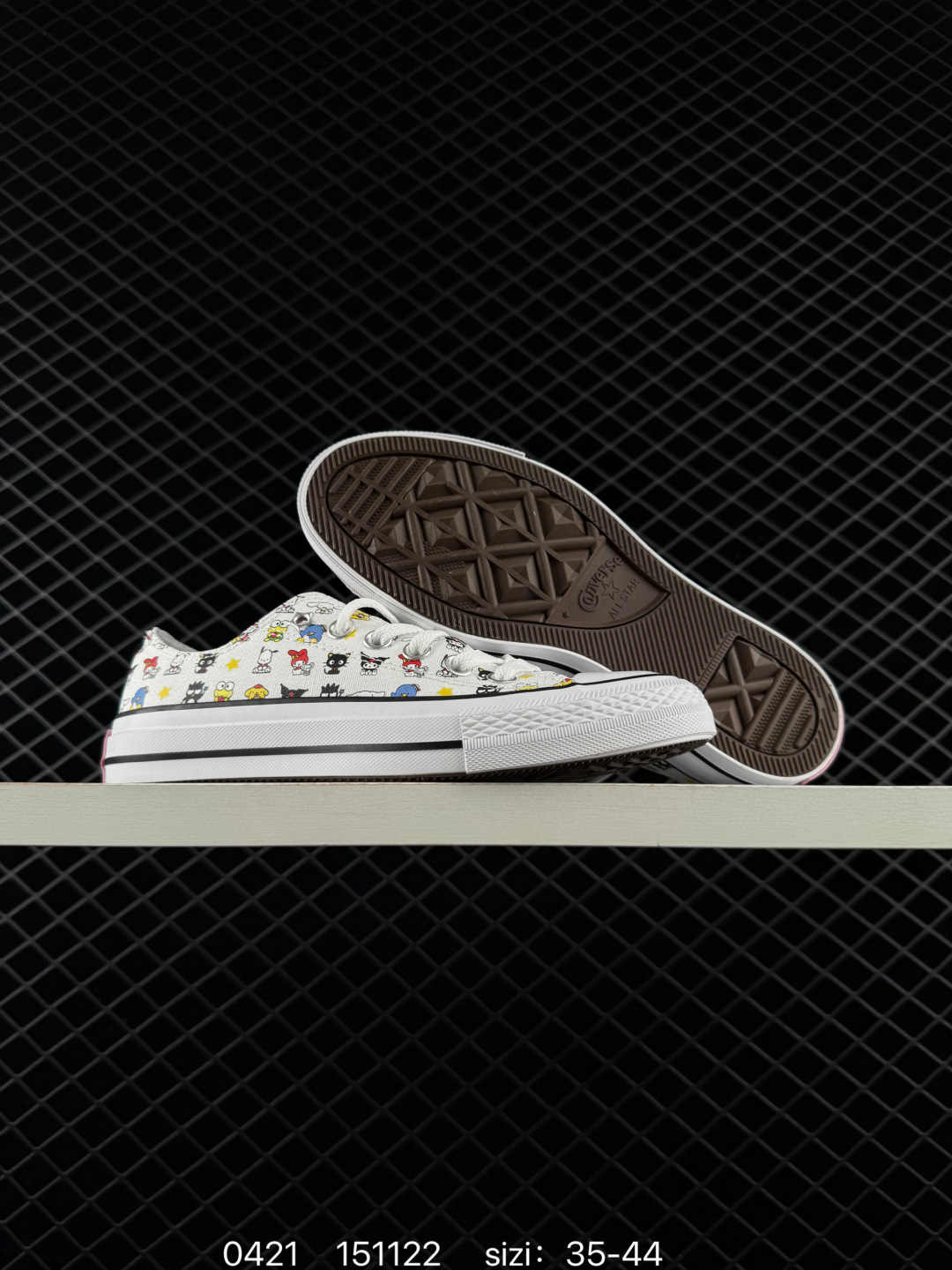 Converse ×Hello Kitty and Friends Picnic Chuck Taylor All Star Hi 35-44 — Premium Replica