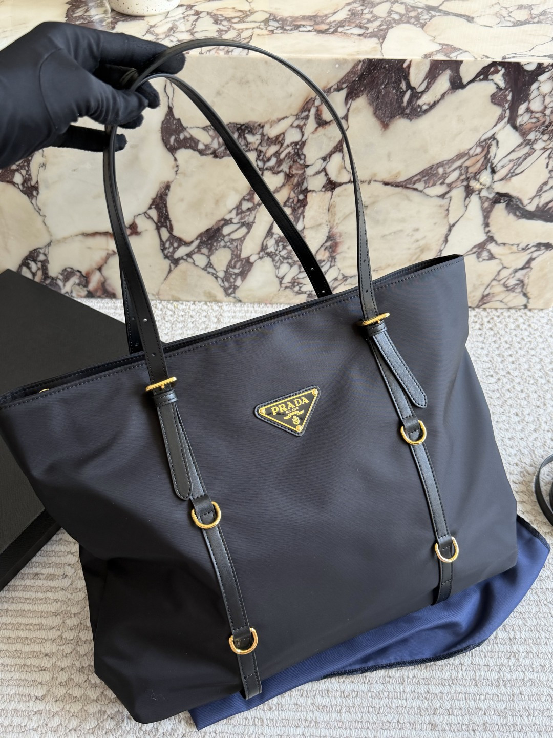 PRADA tas Prada zwart goud nylon draagtas