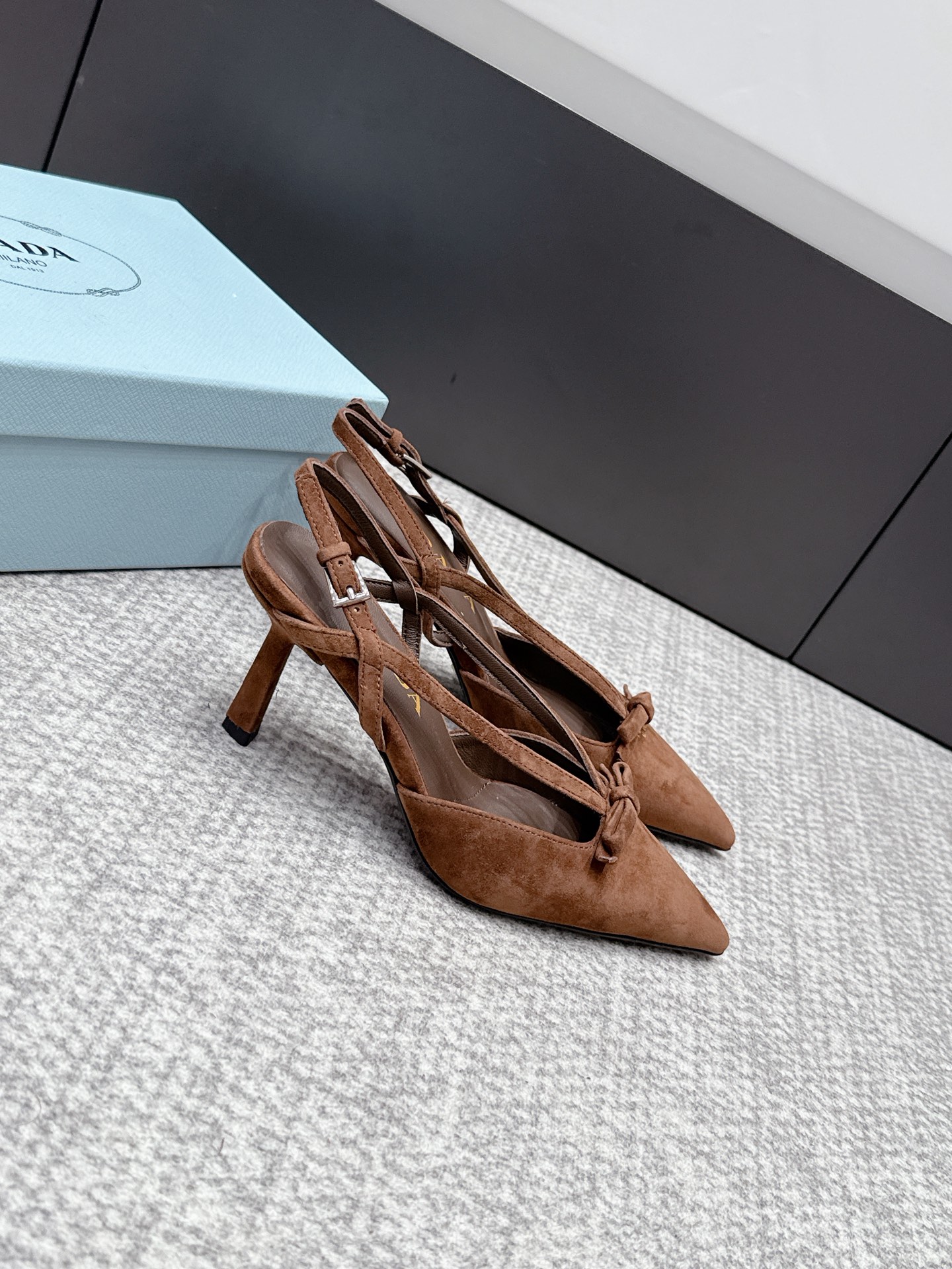 Prada women's shoes SSS launches Prada’s latest long boots, sandals, thin heels, empty backs, — 1:1 Replica For Sale