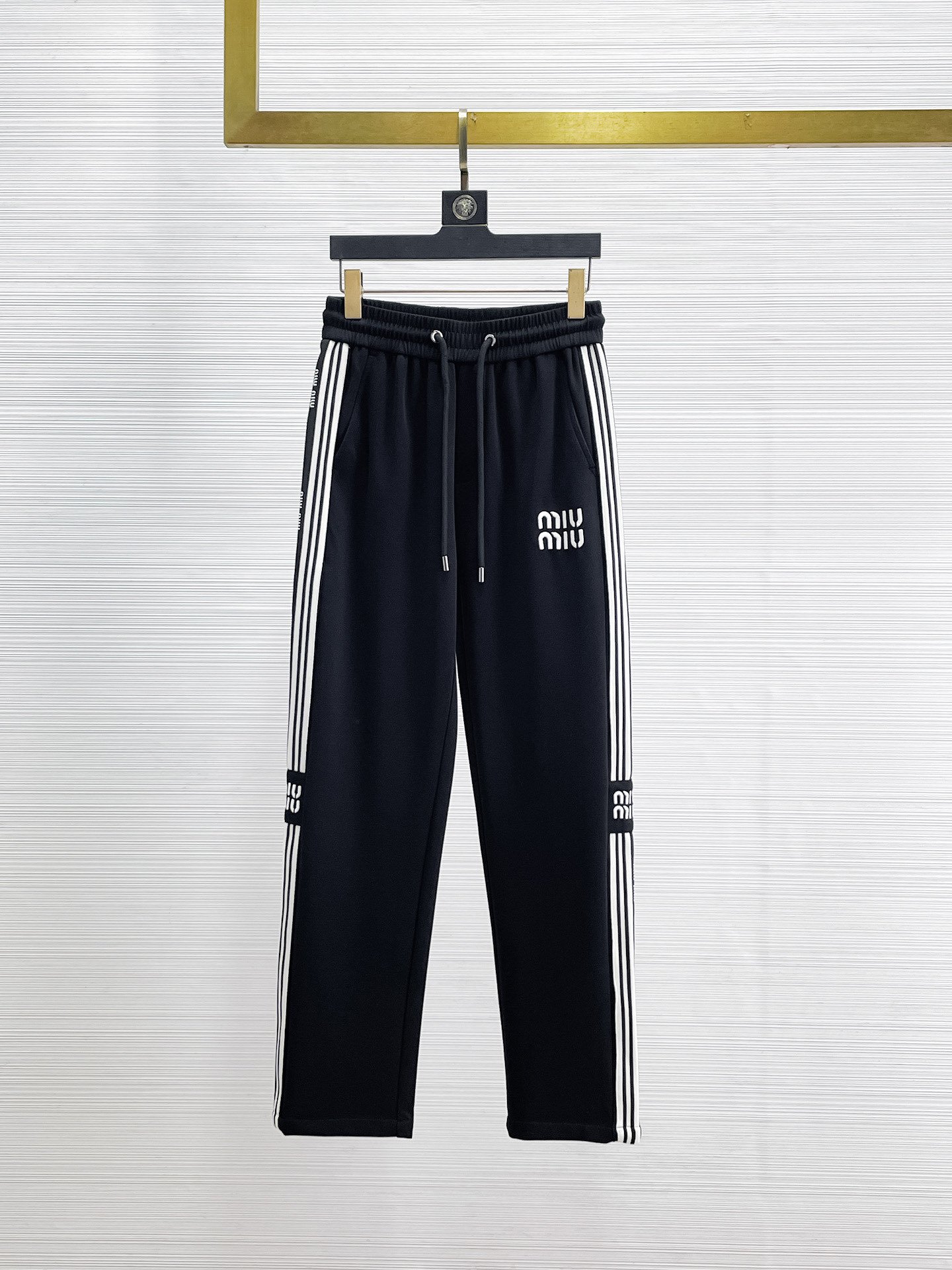 MIUMIU masculino miumiu 2026 Novo LOGO, M-3 XL