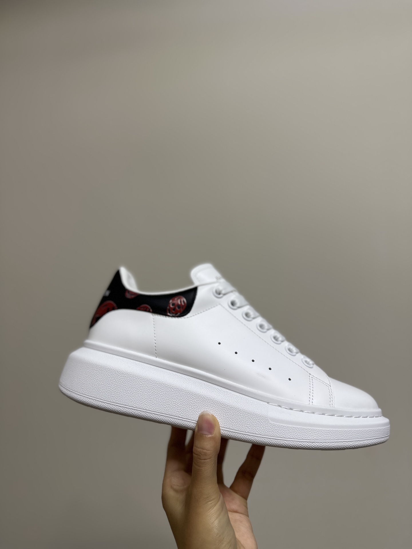 Alexander Mc Queen Women's Shoes New professional Mc Queen factory. Top version. Couple style — AAA Quality Replica