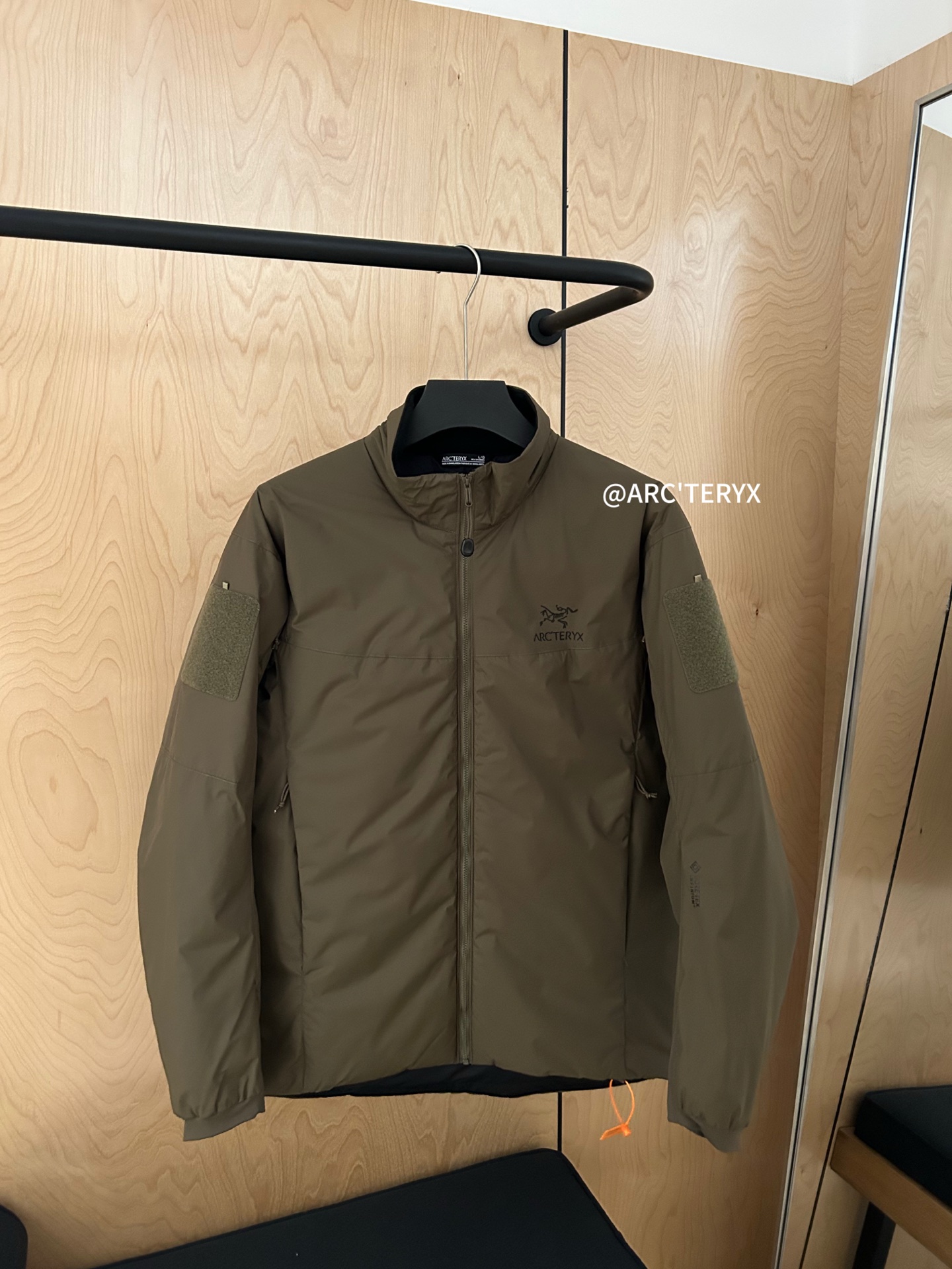 ARC'TERYX heren "Top Militaire Vogel Stand Kraag Katoenen Jas"