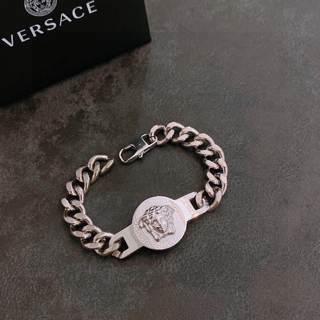 Versace Jewelry Dumeisa logo bracelet, diamond inlaid, exquisite craftsmanship — 1:1 Replica For Sale