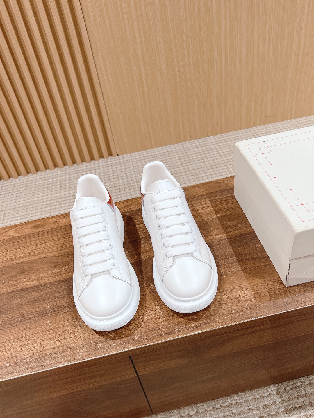 Alexander Mc Queen Women's Shoes +10 𝐀𝐥𝐞𝐱𝐚𝐧𝐝𝐞𝐫 𝐌𝐜𝐐𝐔𝐄𝐄𝐍 — 1:1 Replica For Sale