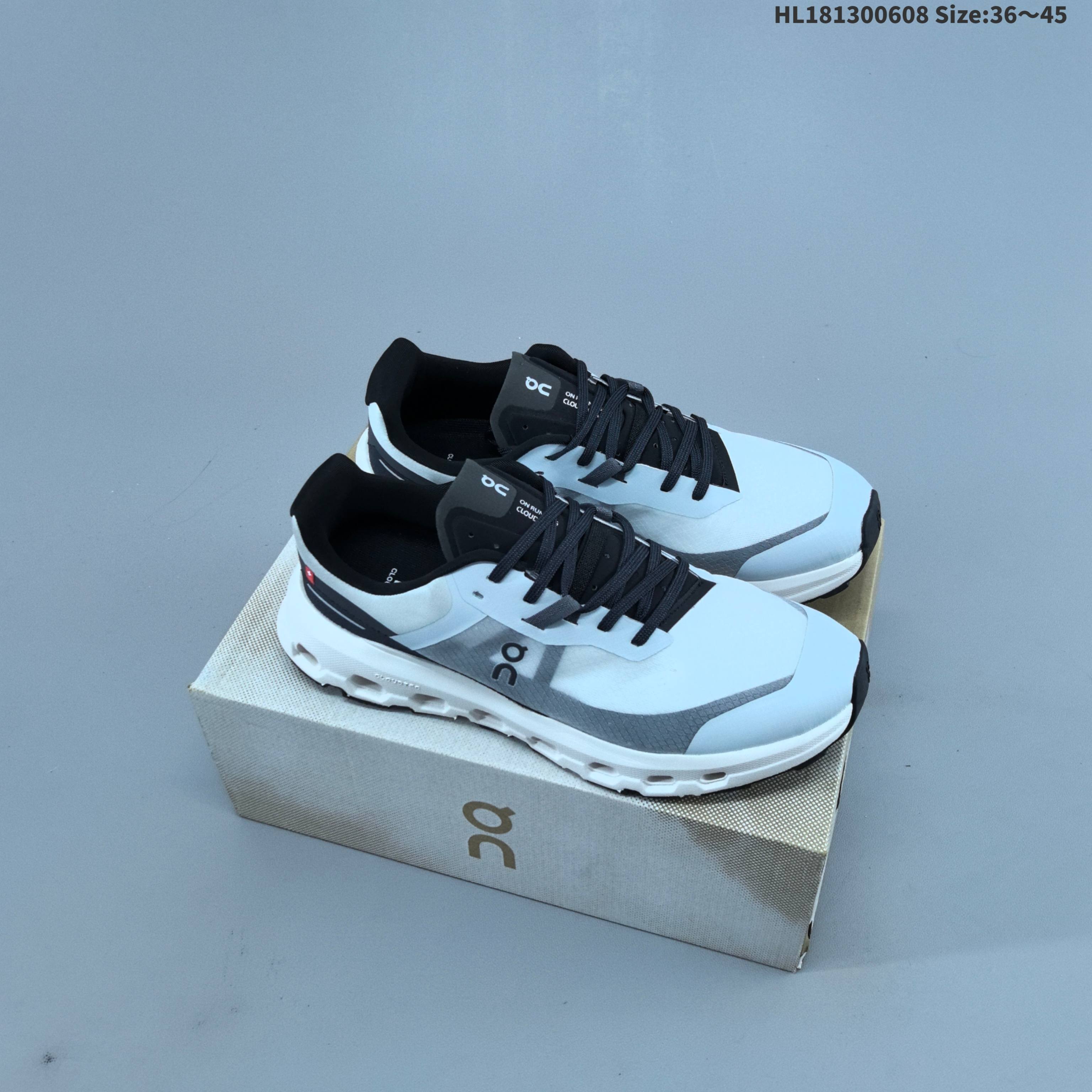 On Cloudvista 2 Light Blue Black White EU 36-45 Trail Shoe Trail Running Sneakers - Unisex BS-69499