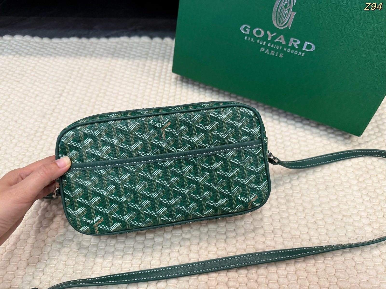 Goyard bag Comes with gift box