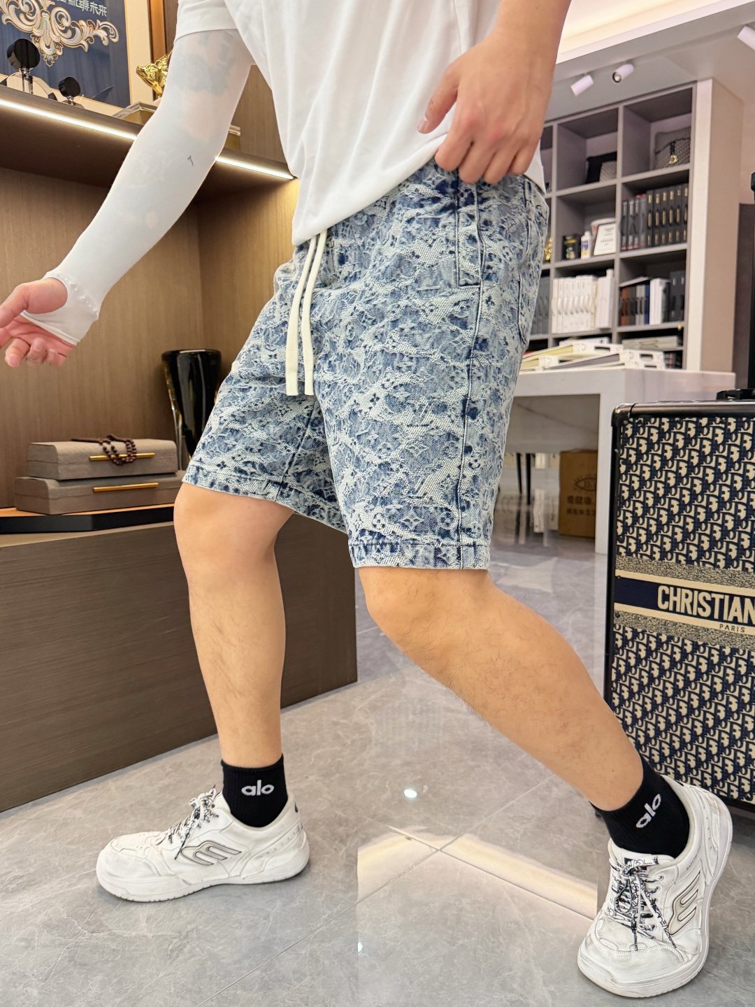 LV men LV 2026 New ， ， ， ， logo ， ！ ！ ：M-XXXL